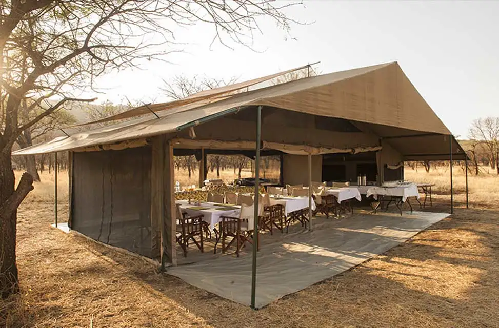 Safari in Tanzania 6 Tented Camp - Dining Area