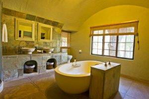 Indlovu River Lodge - Bathroom