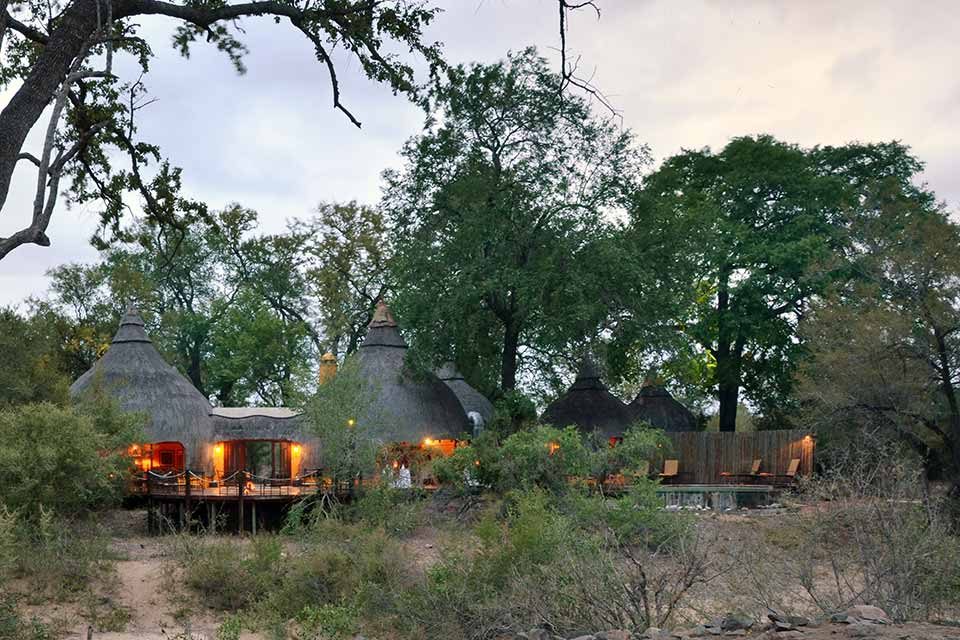 Hoyo-Hoyo Safari Lodge Hoyo-Hoyo Safari Lodge external panoramic